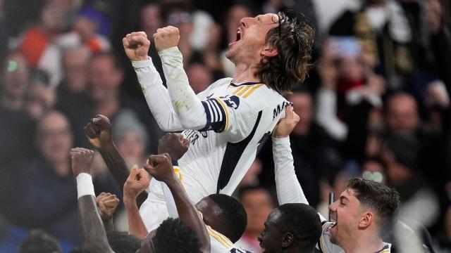 1708909614130071590.jpg modric 3.jpg