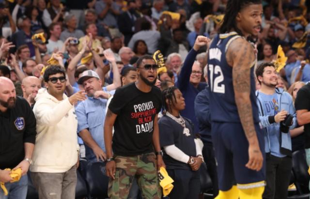 莫兰特父亲：对小贾的爱被低估了 愿为他付出生命